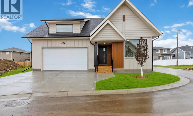29-105 Hathway Crescent