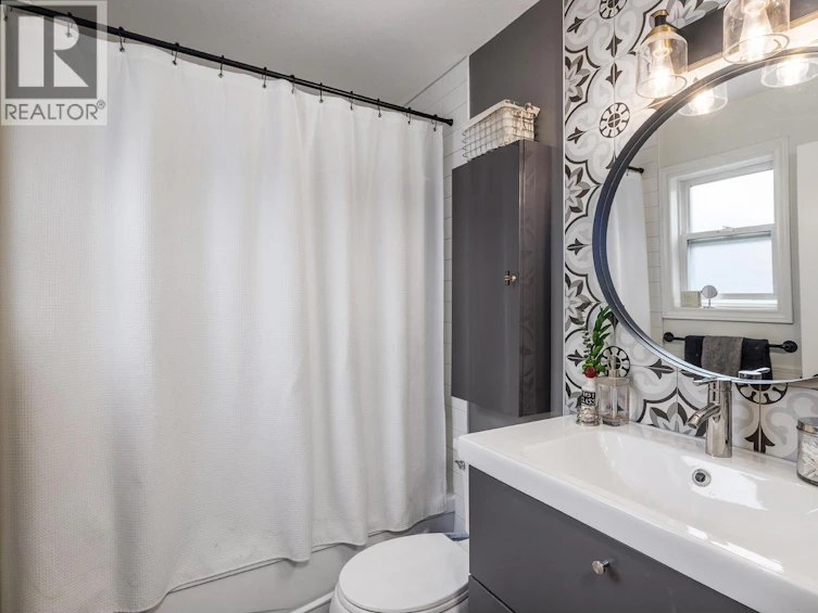102-3155 Gordon Drive, Kelowna, BC, V1W 3N5 - 19