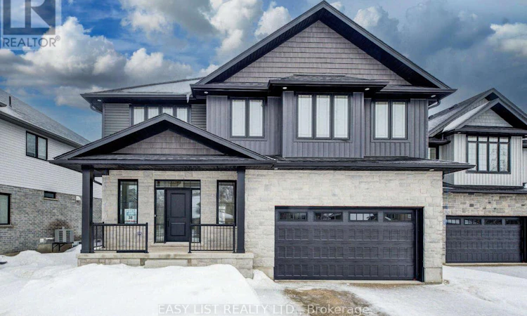 487 Black Street