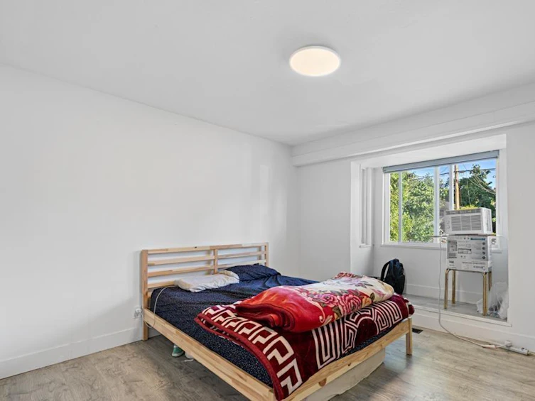 13115 107a Avenue, Surrey, BC, V3T 2G9 - 8