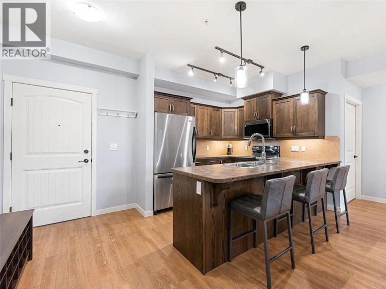 101-3739 Casorso Road, Kelowna, BC, V1W 5E8 - 2