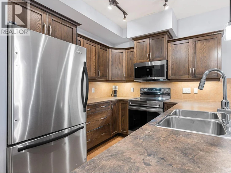 101-3739 Casorso Road, Kelowna, BC, V1W 5E8 - 5