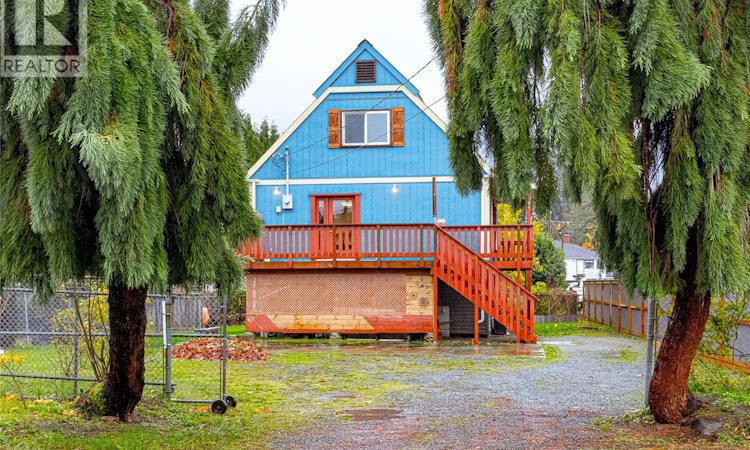 84 Lakeview Avenue