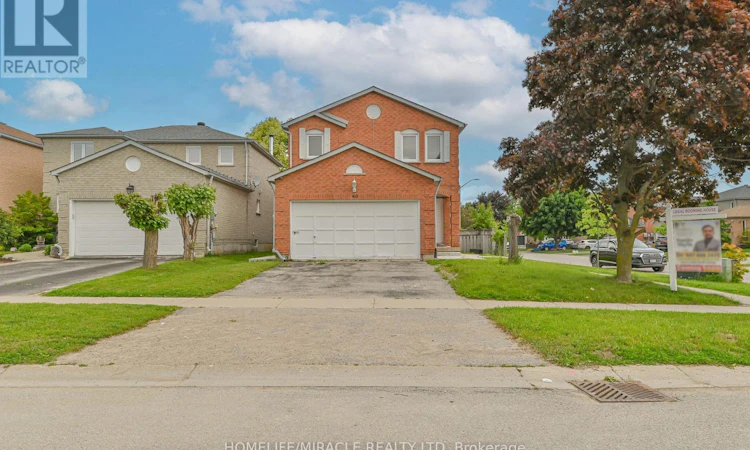 40 Blair Crescent