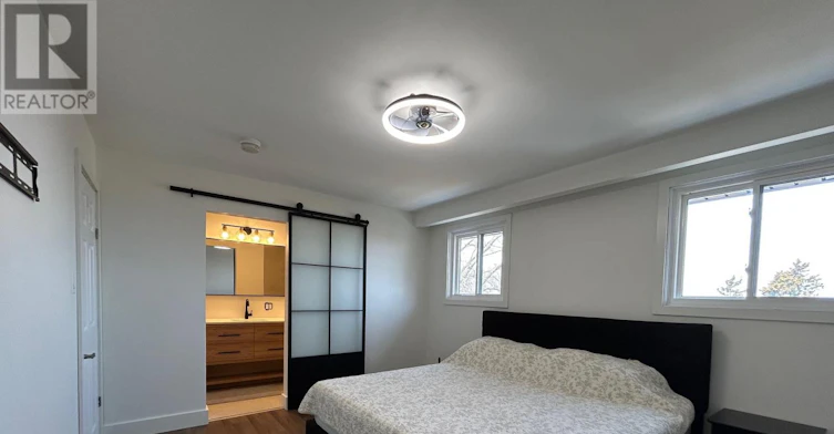 15 Hildegard Drive, Hamilton, ON, L8K 5S1 - 14