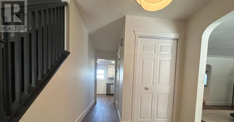 15 Hildegard Drive, Hamilton, ON, L8K 5S1 - 2