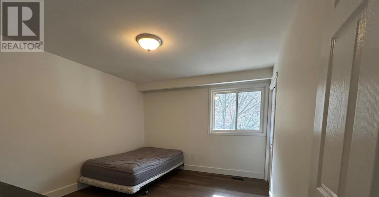 15 Hildegard Drive, Hamilton, ON, L8K 5S1 - 17