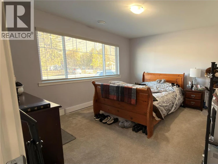 594 Sixth Avenue, Midway, BC, V0H 1M0 - 21