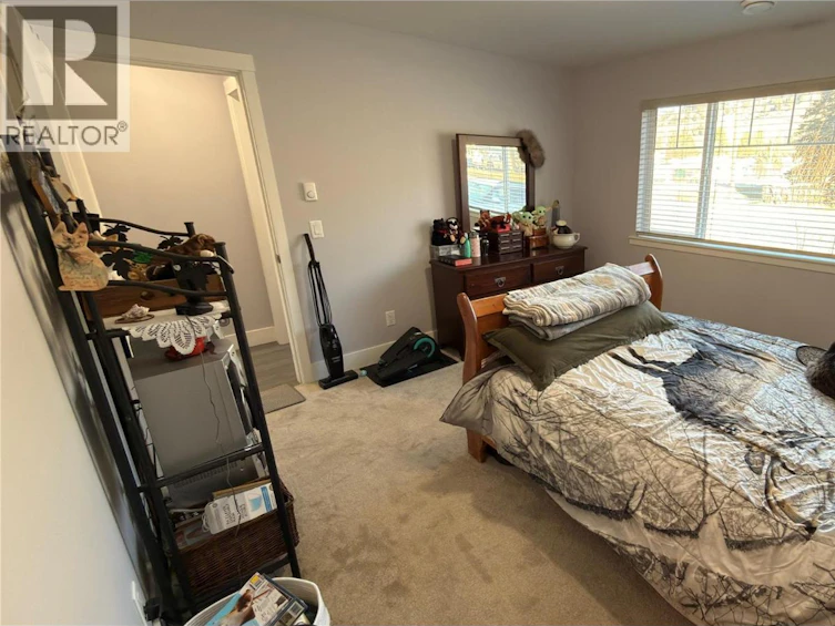 594 Sixth Avenue, Midway, BC, V0H 1M0 - 23
