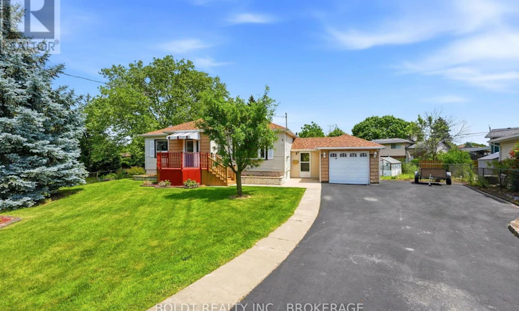 16 Grammar Avenue
