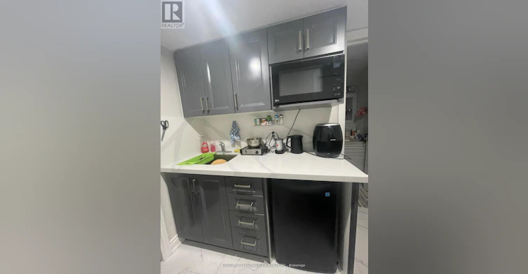 SIDE-314 Grove Street E, Barrie, ON, L4M 5J3 - 2