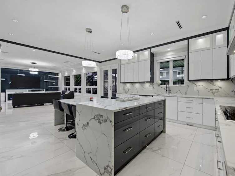 6899 Clevedon Drive, Surrey, BC, V3W 6H6 - 20