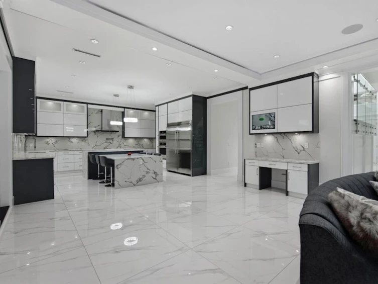 6899 Clevedon Drive, Surrey, BC, V3W 6H6 - 28