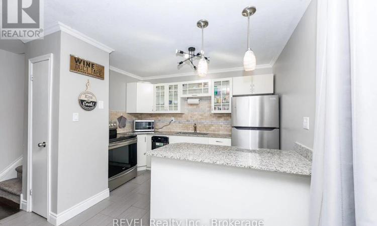 43-1300 Upper Ottawa Street