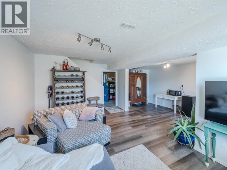 1A-8043 Vedette Drive, Osoyoos, BC, V0H 1V2 - 39