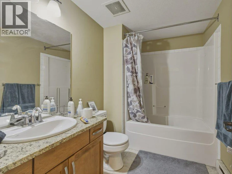 316-3739 Casorso Road, Kelowna, BC, V1W 5E8 - 16