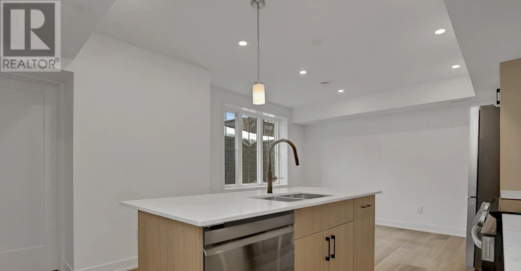 C-37 Ella Street, Ottawa, ON, K1S 2S3 - 2