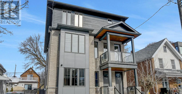 C-37 Ella Street, Ottawa, ON, K1S 2S3
