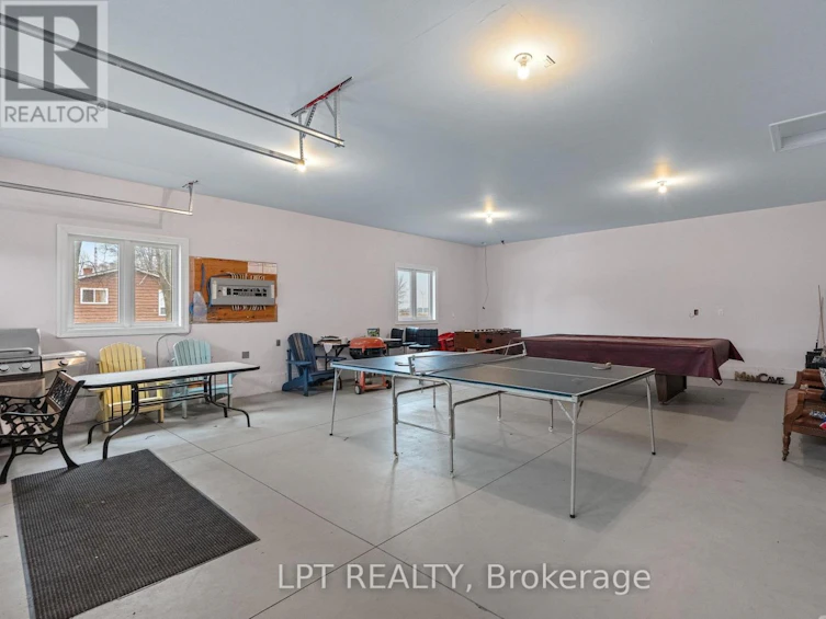 8439 Lazy Lane, Lambton Shores, ON, N0M 2N0 - 31