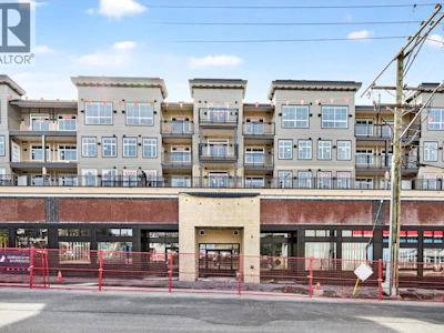 509-22348 North Avenue - 2