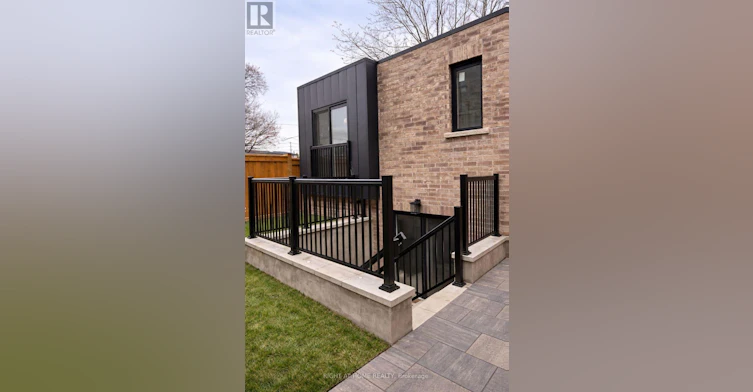 4 39 Garden Suite Fifteenth Street, Toronto, ON, M8V 3J3 - 3