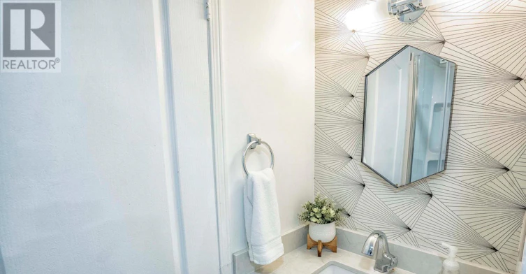 BSMT-49 Leslie Street, Toronto, ON, M4M 3C3 - 8