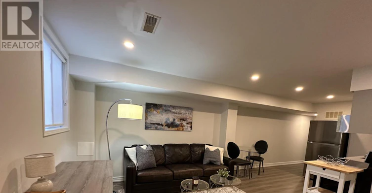 BSMT-49 Leslie Street, Toronto, ON, M4M 3C3