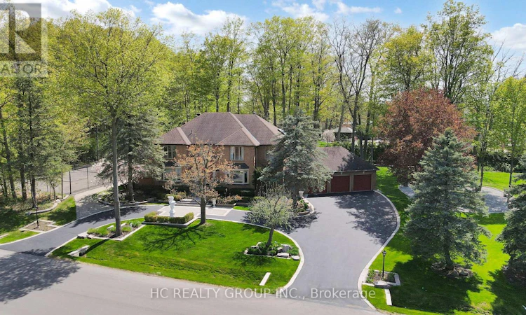 2 Glenridge Drive