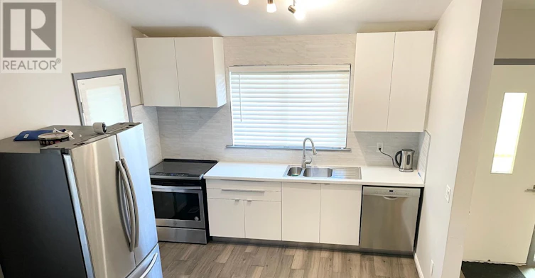 9740 Keele Street, Vaughan, ON, L6A 3Y6 - 5