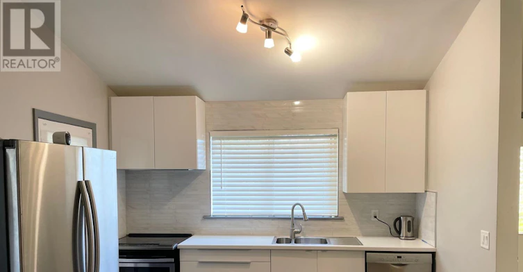9740 Keele Street, Vaughan, ON, L6A 3Y6 - 7