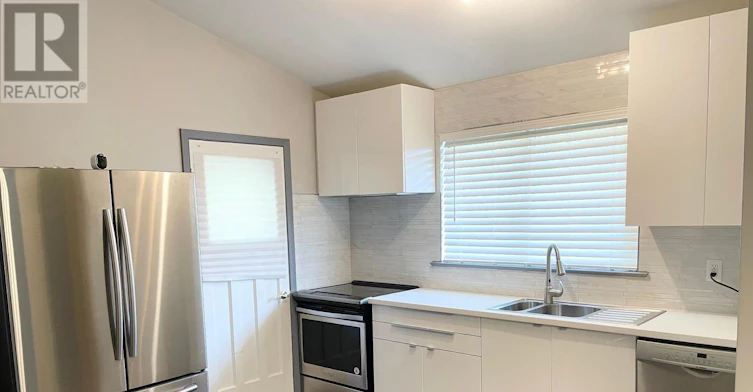 9740 Keele Street, Vaughan, ON, L6A 3Y6 - 8
