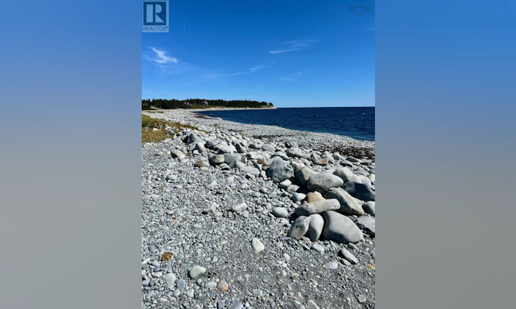 Lot (PID-70044946 Shore Road