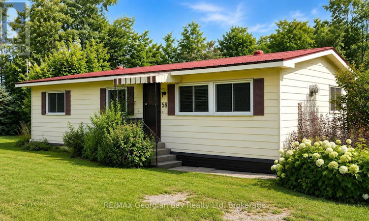 58-5263 Elliott Side Road