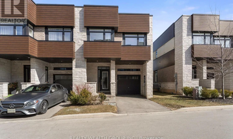 23-35 Midhurst Heights