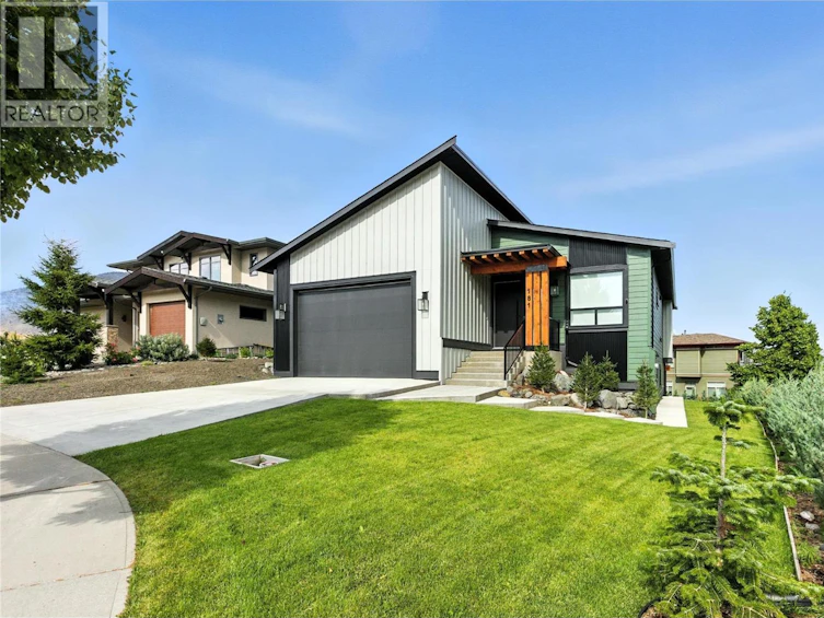 181 Holloway Drive, Kamloops, BC, V1S 0B3 - 2