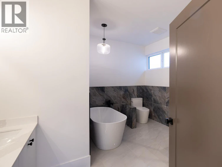 181 Holloway Drive, Kamloops, BC, V1S 0B3 - 24