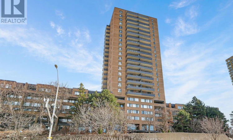 1809-515 St Laurent Boulevard S