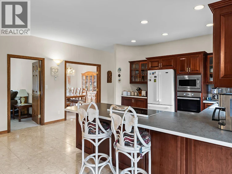 463 Carona Crescent, Kelowna, BC, V1W 3C6 - 14