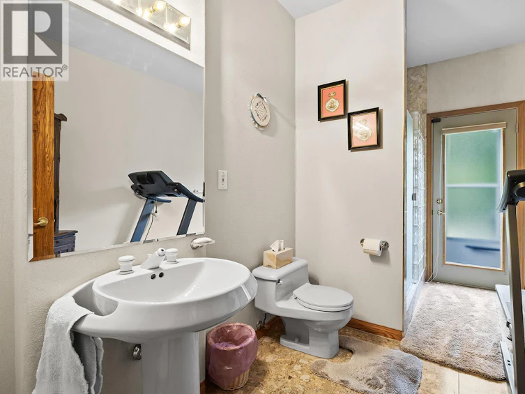 463 Carona Crescent, Kelowna, BC, V1W 3C6 - 32