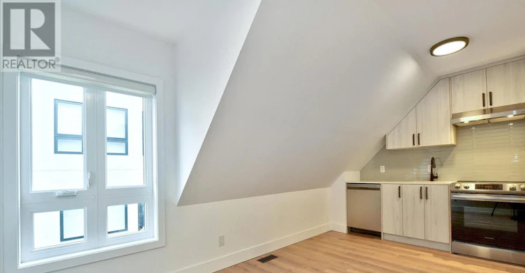 COACHHS-50A Lanark Avenue, Toronto, ON, M6C 2B4 - 5