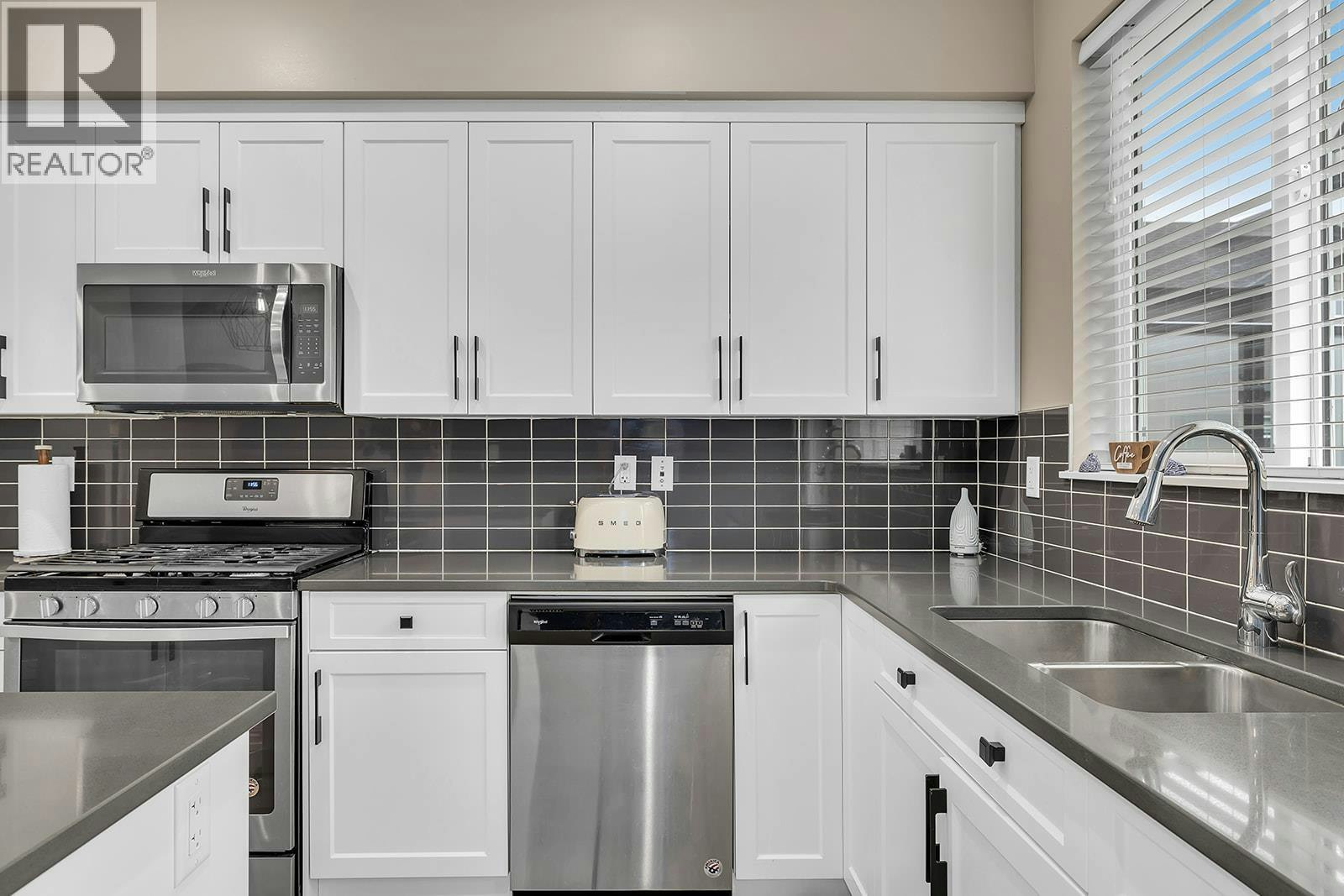 24-2490 Tuscany Drive, West Kelowna, BC, V4T 3M4 - 9