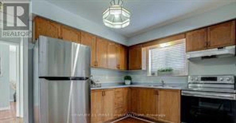 UPPER LEVEL-40 Trapper Street, London, ON, N5W 6B4 - 5