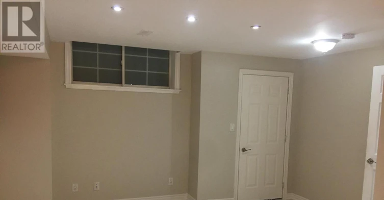 LOWER-150 Wiltshire Avenue, Toronto, ON, M6N 2W1 - 2