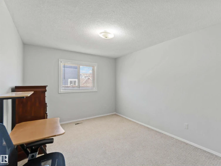 14748 33 Street NW, Edmonton, AB, T5Y 2G2 - 23