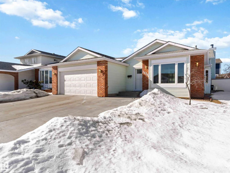 14748 33 Street NW, Edmonton, AB, T5Y 2G2 - 2