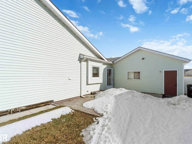 14748 33 Street NW, Edmonton, AB, T5Y 2G2 - 49