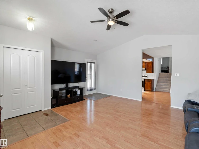 14748 33 Street NW, Edmonton, AB, T5Y 2G2 - 6