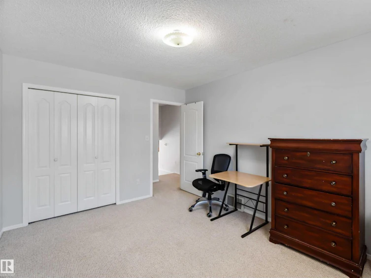 14748 33 Street NW, Edmonton, AB, T5Y 2G2 - 24