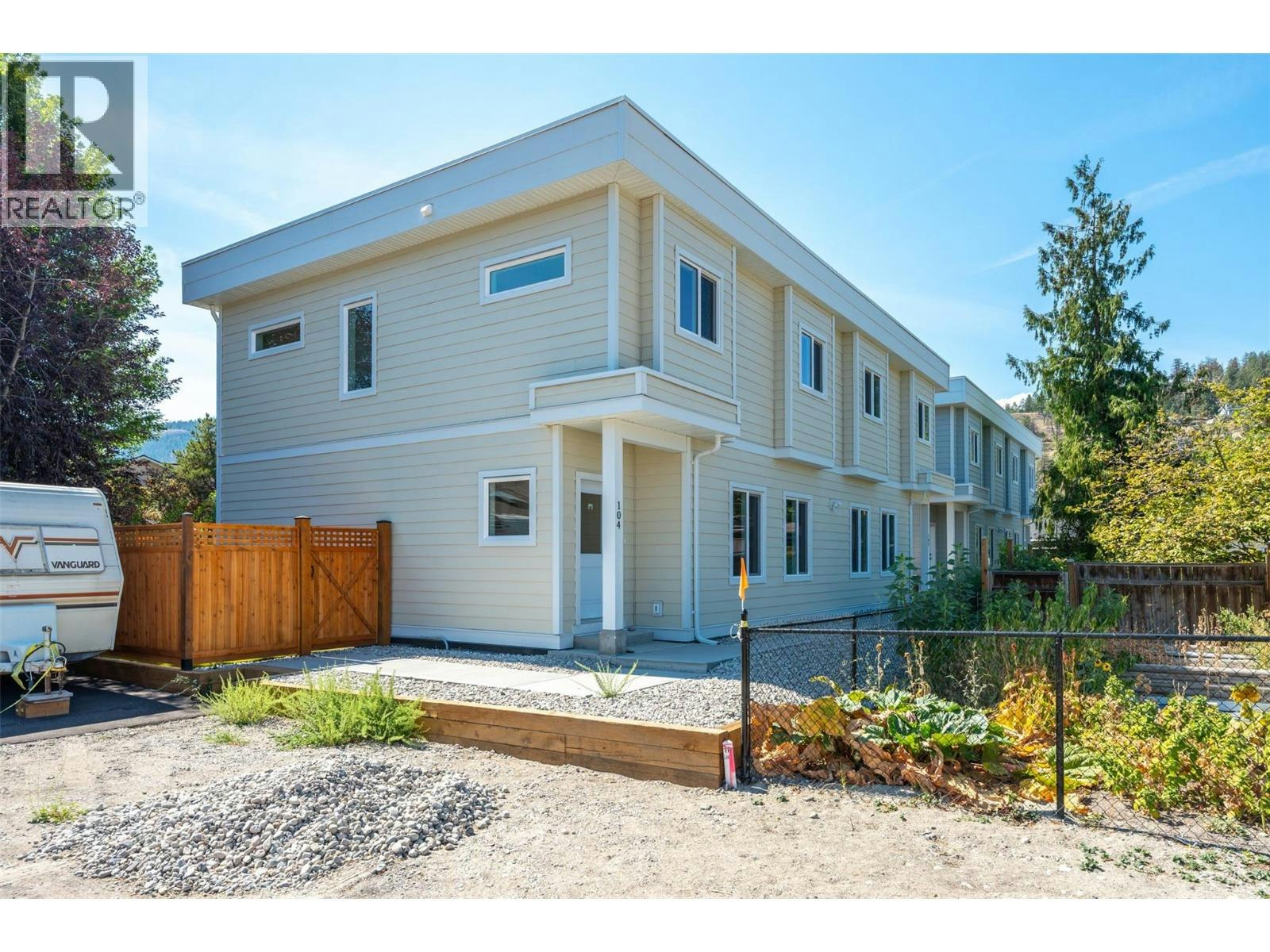 104-11815 Grant Avenue, Summerland, BC, V0H 1Z8