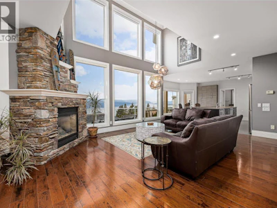 374 Quilchena Drive - 4